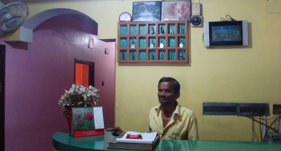 Om Lodge, Kolkata 2